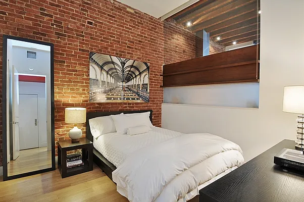 Sold by Corcoran | media 21