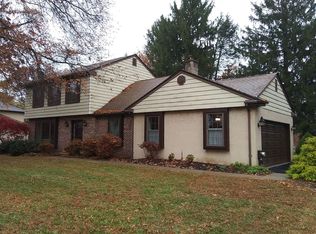 587 Village Cir, Blue Bell, PA 19422