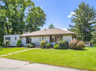 28 Terrace Dr, West Wyoming, PA 18644