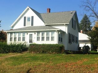 321 W Graham St, Dixon, IL 61021