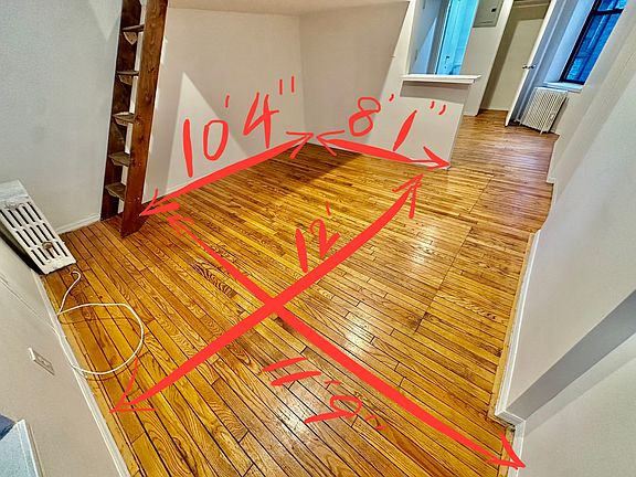 3rd image of 215 Avenue A APT 3RS