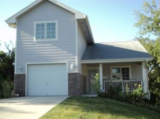 3415 Parker St, Omaha, NE 68111