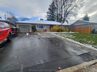 737 Law St, Oshawa, ON L1G 4M3