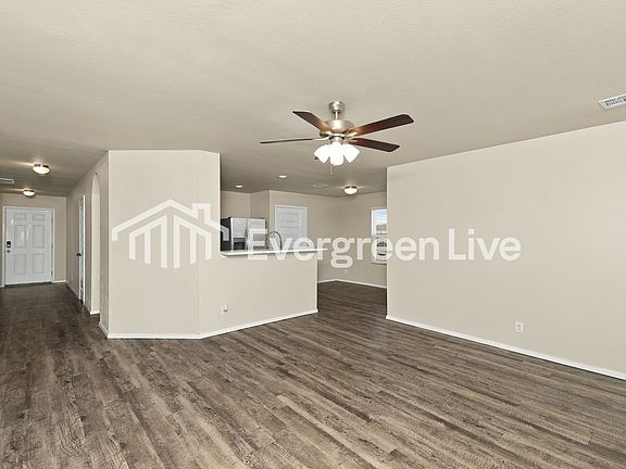 4th image of 1541 S 31st St