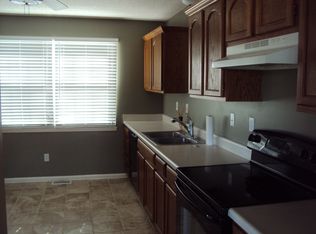 326 Quail Trl, Warrensburg, MO 64093