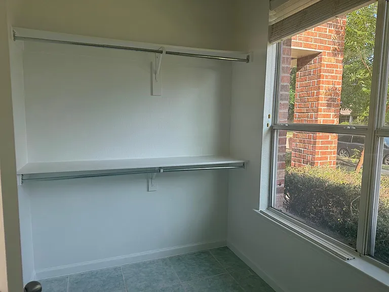 101 Cliffbrook Dr — Photo 10