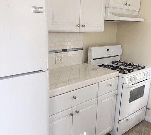 5th image of 4300 S Centinela Ave