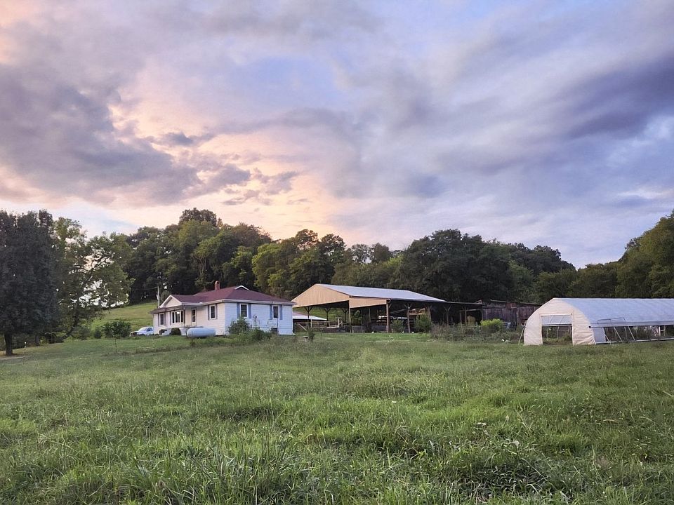 1st image of 994 Bull Run Rd