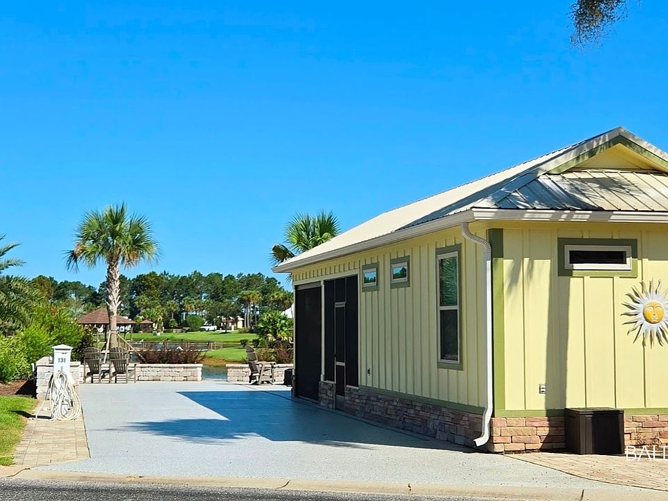 1st image of 745 Lago Way
