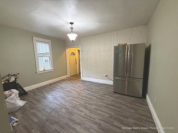 4th image of 3017 Waalkes St