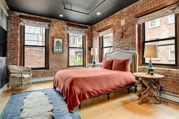 Rented by Compass | media 20