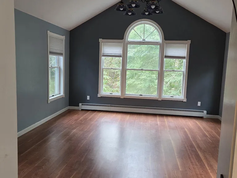 2nd Living Room