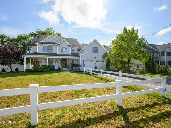 689 Lake Barnegat Drive N, Lanoka Harbor, NJ 08734