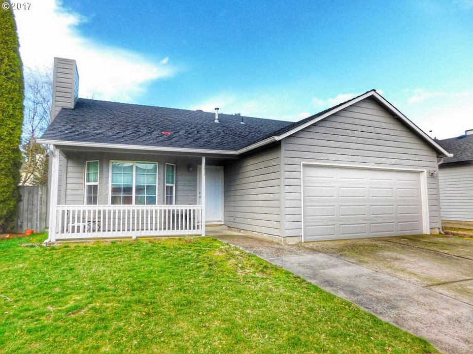 1st image of 13506 NE 79th Cir