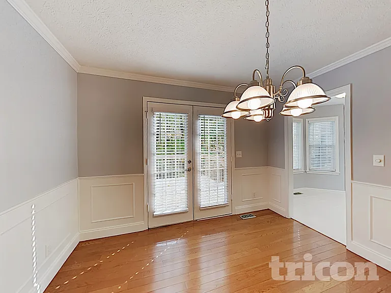 152 Hartwood Dr — Photo 5