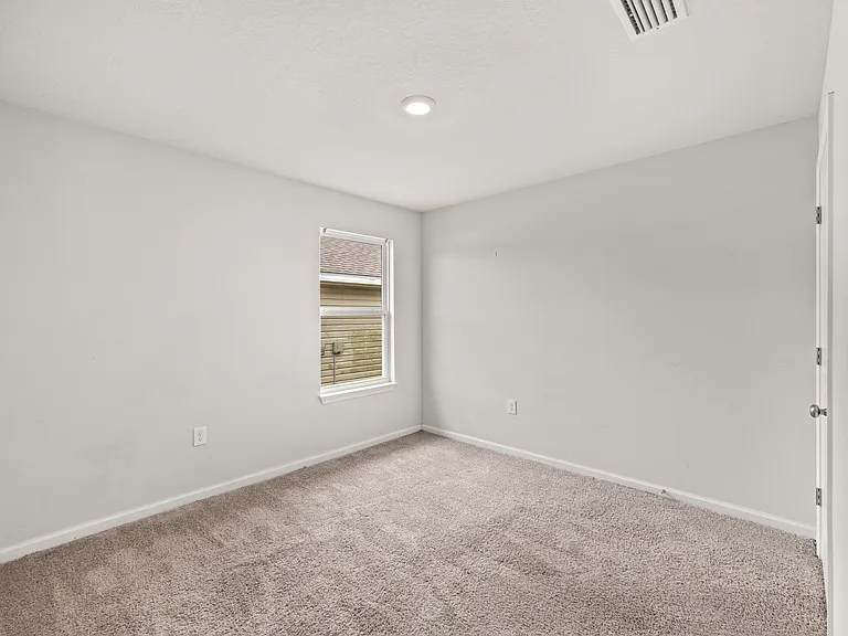 7292 Ellie B Dr — Photo 7