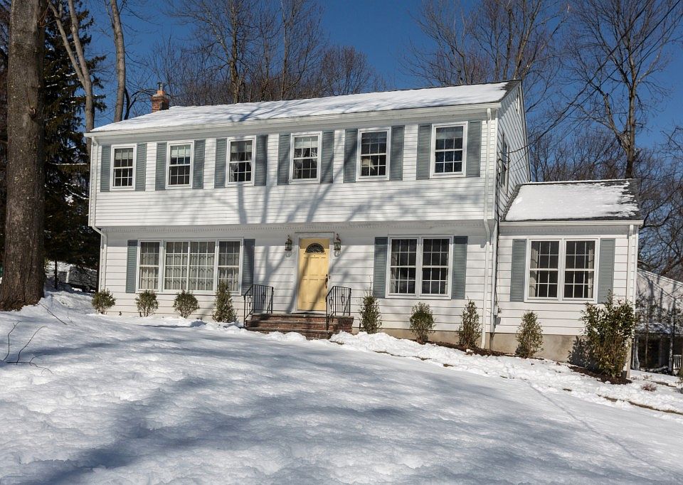 1st image of 602 Delcina Dr