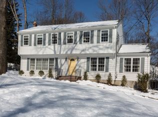 602 Delcina Dr, River Vale, NJ 07675