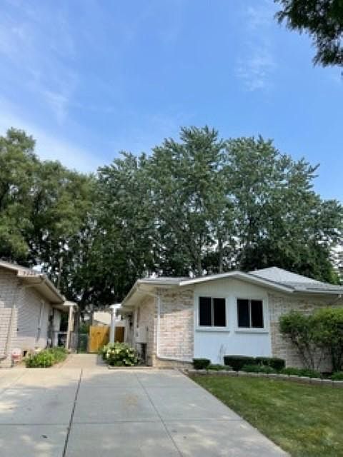 1st image of 3224 Woodland Ave