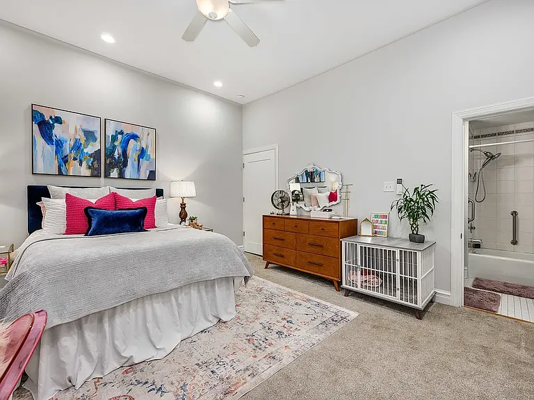 15 E Goethe St #1 — Photo 8