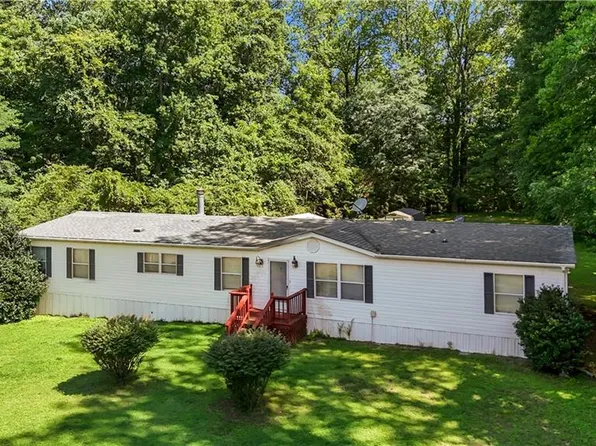 191 River Rd, Claremont, VA 23899