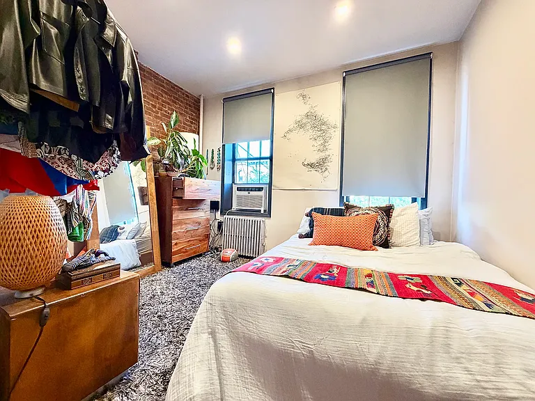 116 Street Nicholas Ave #2R — Photo 2