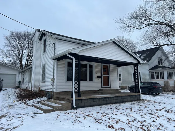 (undisclosed Address), Farmington, IL 61531