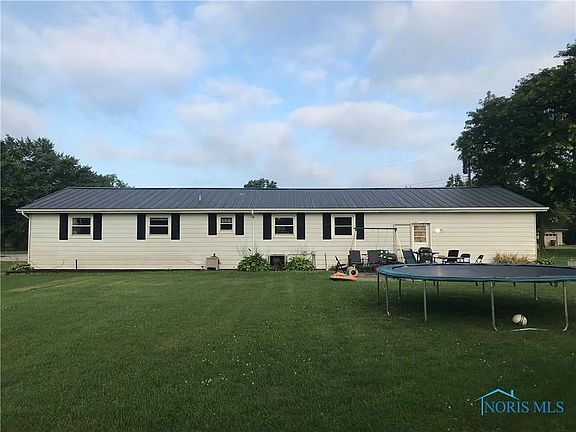 3rd image of 118 Grace St