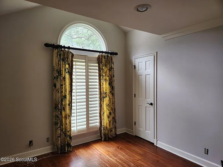 103 Mews Cir — Photo 11