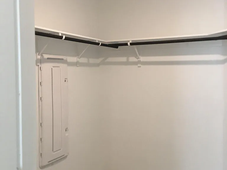 306 Montego St — Photo 18