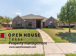10613 Pineview Ln, Frisco, TX 75035