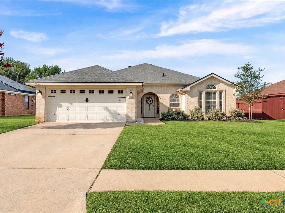 1st image of 2406 Basalt Dr
