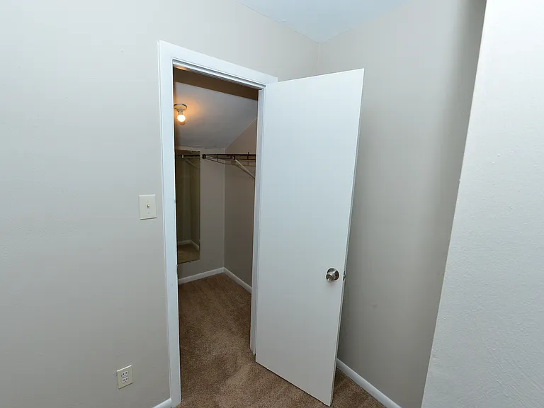 443 Benlea Cir — Photo 10
