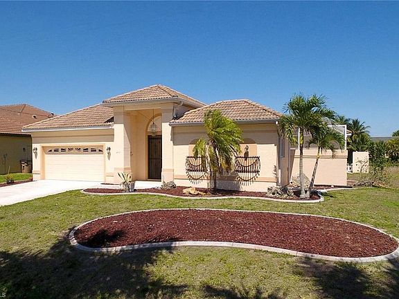 2nd image of 4717 SW 25th Pl