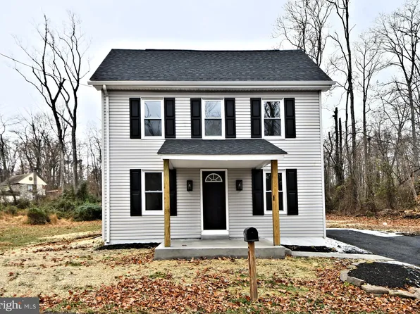 58 Poole Hill Rd, Boyertown, PA 19512