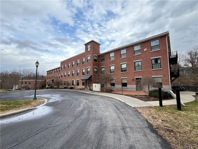 28 Maple St Unit 103, Marcellus, NY, 13108