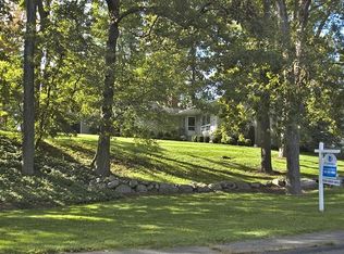 11 Top Sail Rd, Norwalk, CT 06853