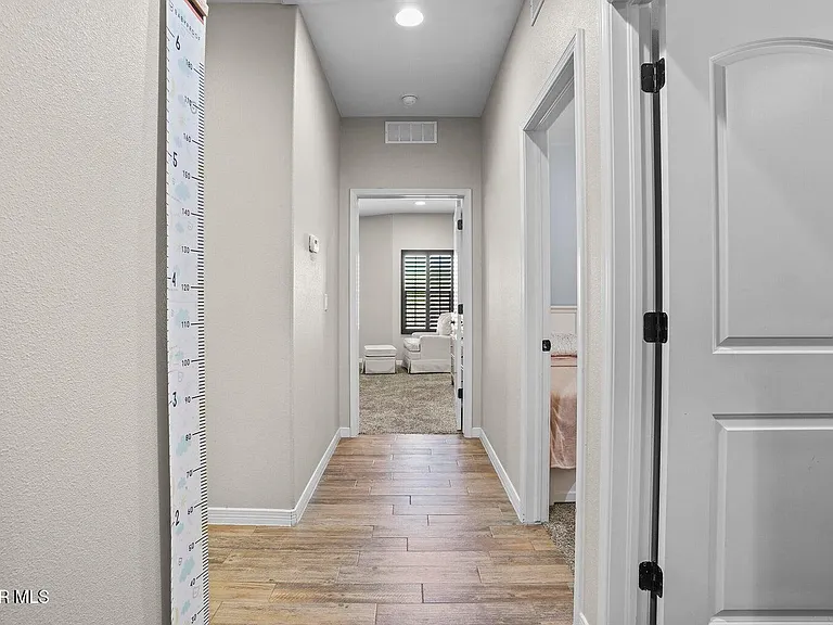 3749 Loma Adriana Dr — Photo 12