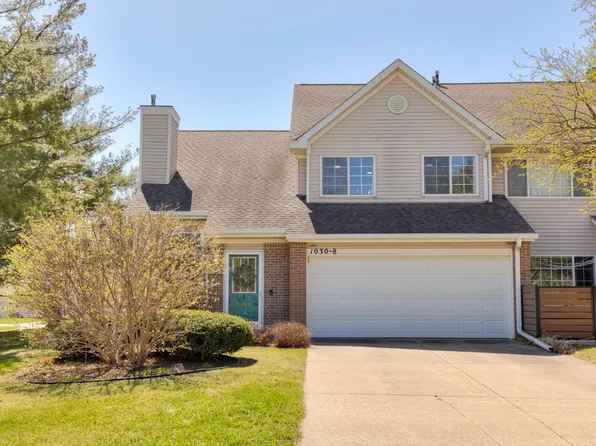 1030 68th St #8, West Des Moines, IA 50266