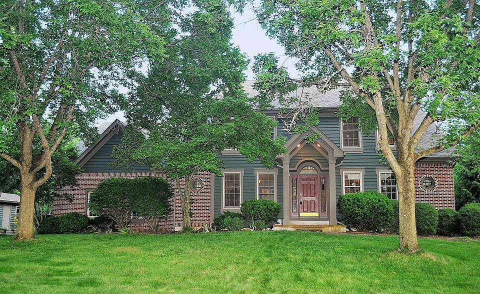 1st image of 7590 New London Cir