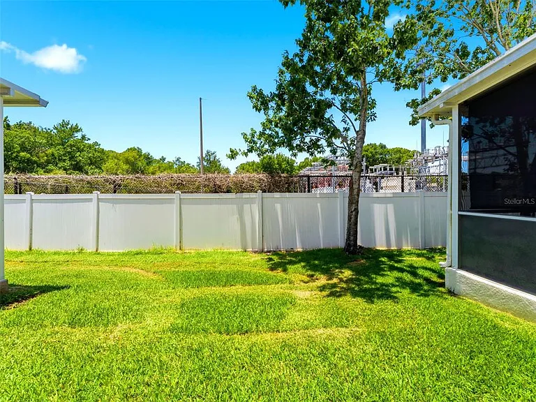 11513 Declaration Dr — Photo 38