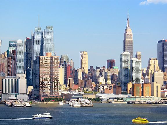 huge-new-york-apartments-weehawken