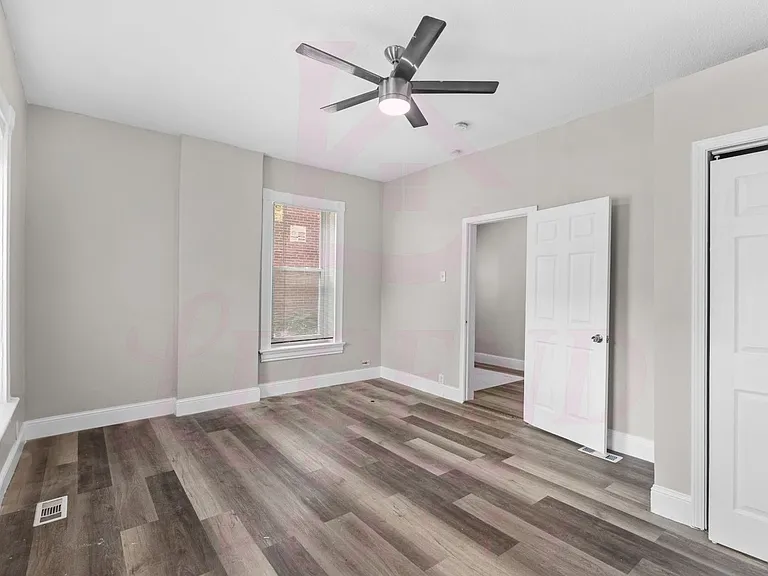 3245 Texas Ave — Photo 6