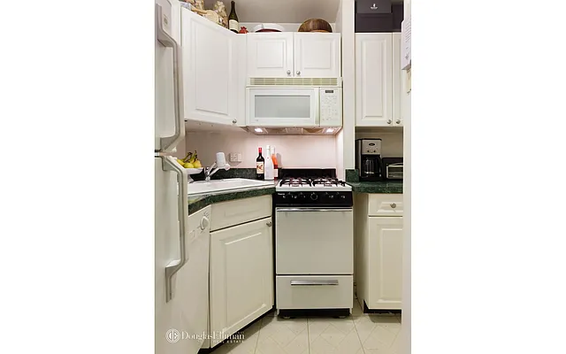 Sold by Douglas Elliman | media 3
