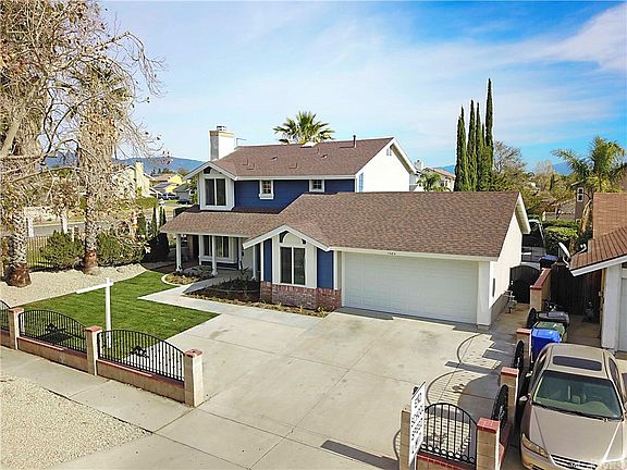 3rd image of 7685 Almeria Ave