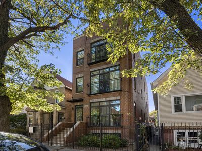 1924 N California Ave #1, Chicago, IL, 60647