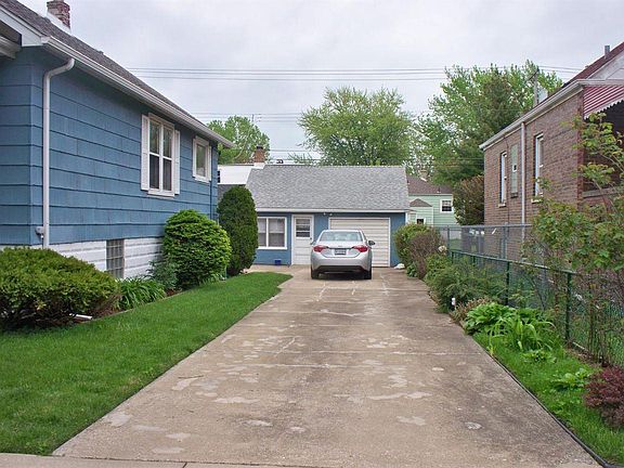 3rd image of 2717 White Oak Ave