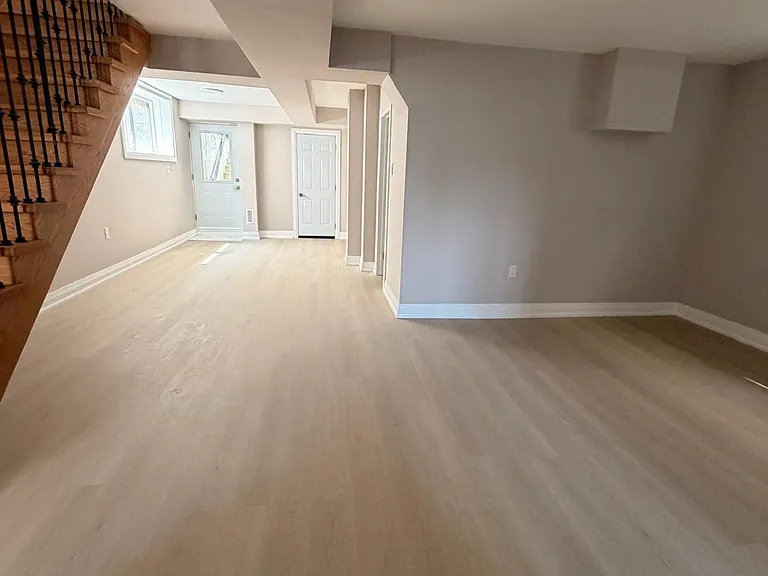 450 Midland Ave — Photo 18