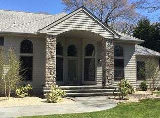 111 Sycamore Dr, East Hampton, NY 11937