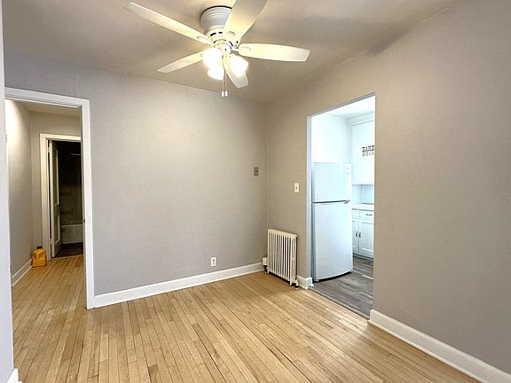 5th image of 117 Birch St S Unit 8
